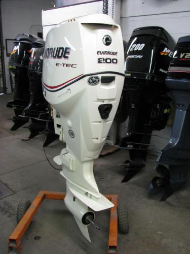 2006 Evinrude 200 005